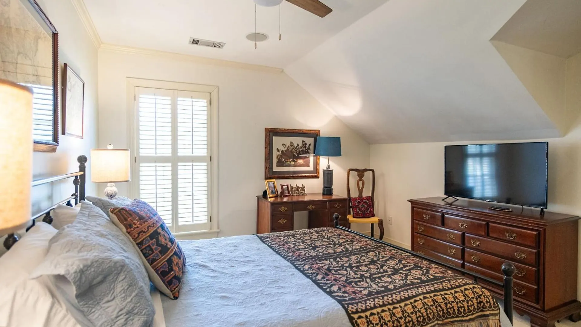 Classic Central Memphis Four Bedroom Home 0*,